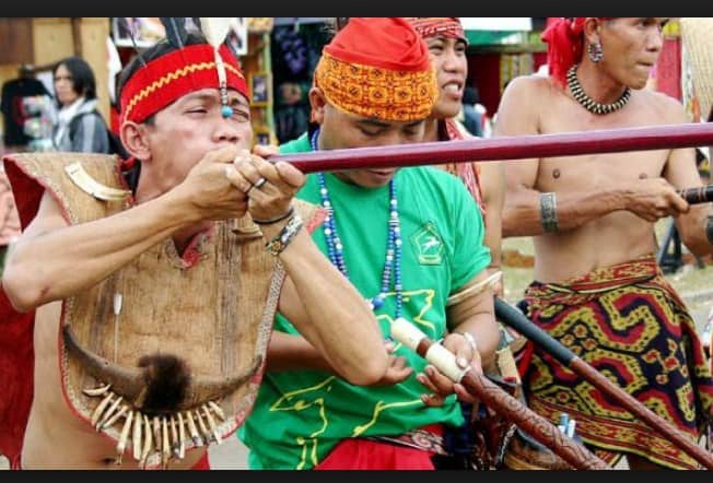 Suku di Kalimantan Barat