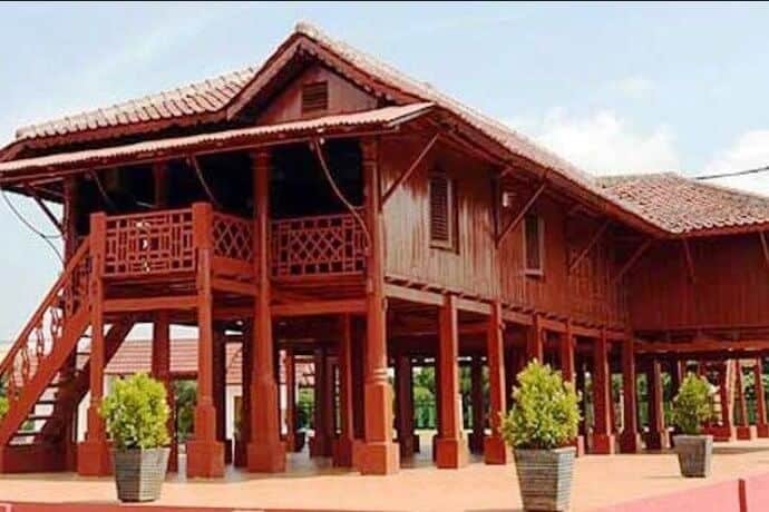 Rumah Adat Betawi Panggung