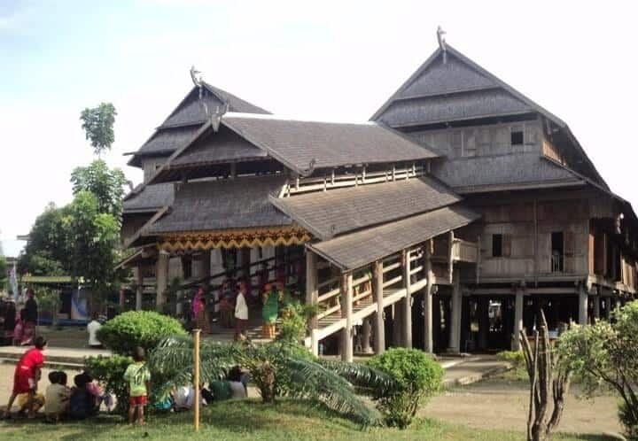 Rumah Adat Nusa Tenggara Barat